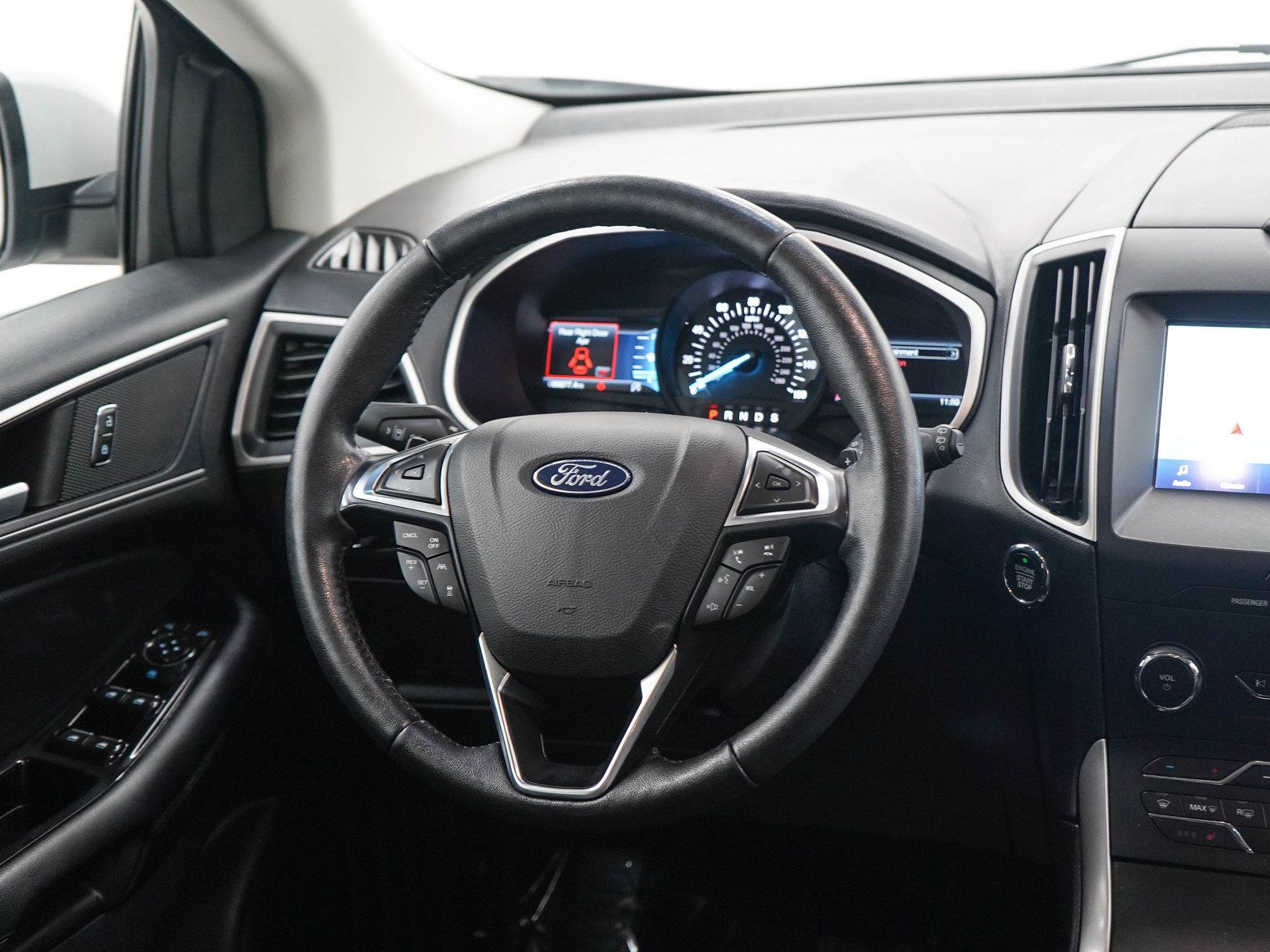 Used 2019 Ford Edge SEL w/ Equipment Group 201A AWD/4WD image 14