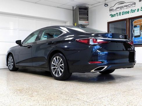 Used 2022 Lexus ES 350 w/ Premium Package image 6