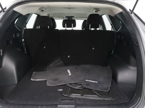 Used 2022 Hyundai Tucson SEL w/ Cargo Package AWD/4WD image 9