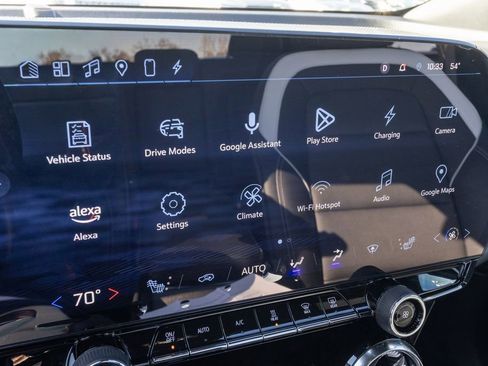 Used 2024 Chevrolet Blazer EV LT image 7