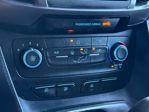 Used 2020 Ford Transit Connect XL FWD image 18