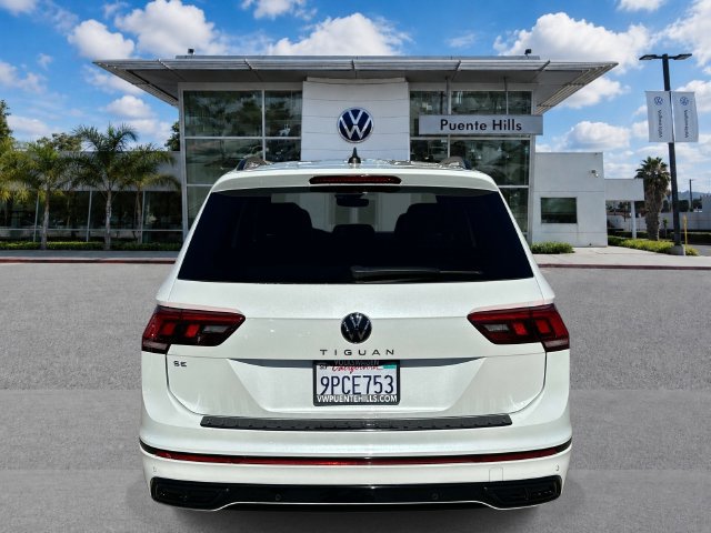 Certified 2024 Volkswagen Tiguan SE R-Line FWD image 5