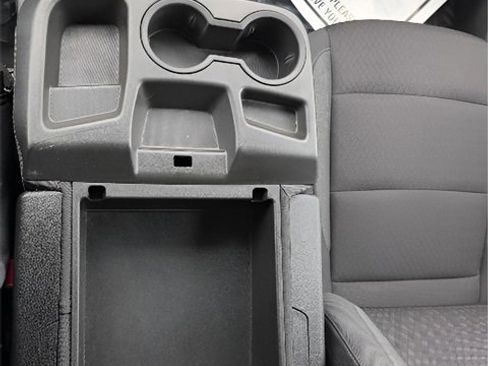 Used 2024 Chevrolet Silverado 1500 Custom image 21