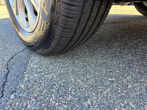 Used 2023 Ford Escape Active image 9