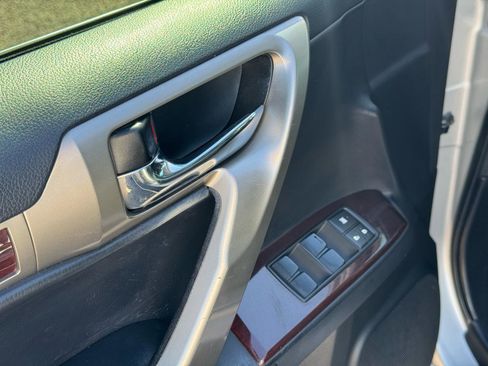 Used 2016 Lexus GX 460 w/ Premium Package image 30