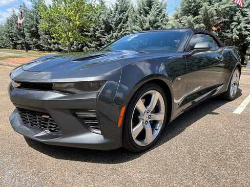 Used 2017 Chevrolet Camaro SS RWD image 32