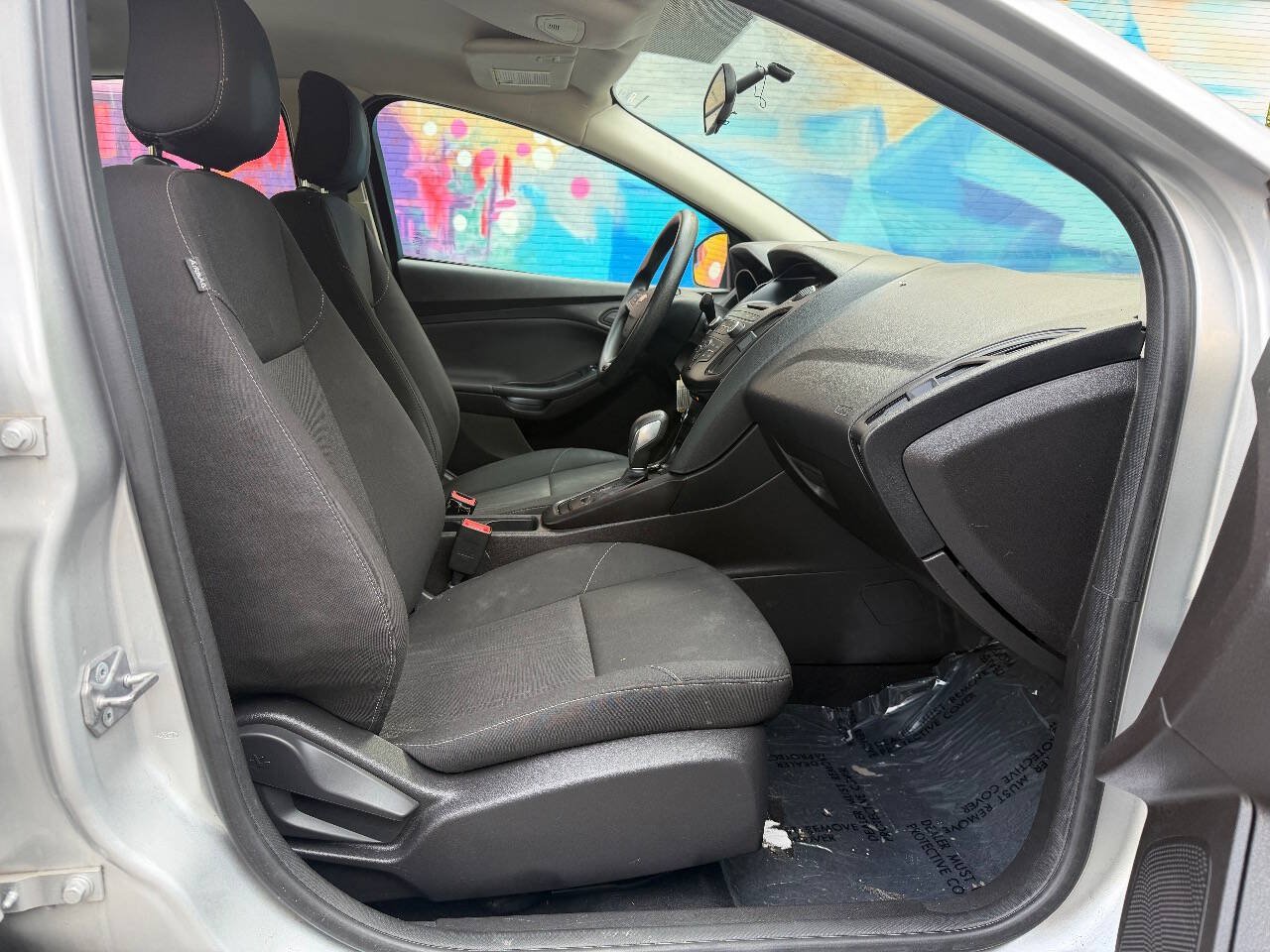 Used 2017 Ford Focus S FWD image 18