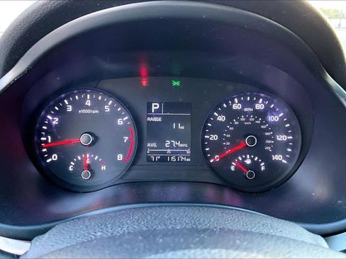 Used 2018 Kia Rio S image 24