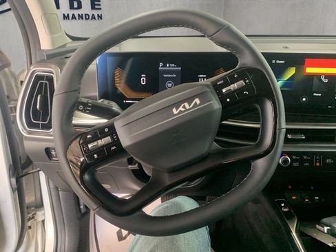 New 2026 Kia Sorento S AWD/4WD image 17