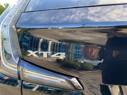 Used 2023 Cadillac XT4 Sport FWD image 21