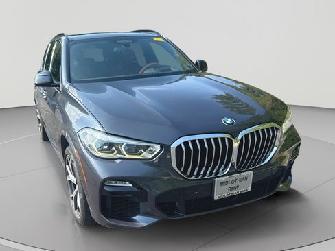 Used 2019 BMW X5 xDrive50i w/ M Sport Package AWD/4WD image 9