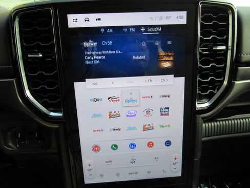 Used 2024 Ford Ranger Lariat w/ Advanced Towing Package image 19