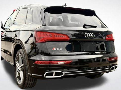 Used 2018 Audi SQ5 Premium Plus w/ Navigation Package AWD/4WD image 5