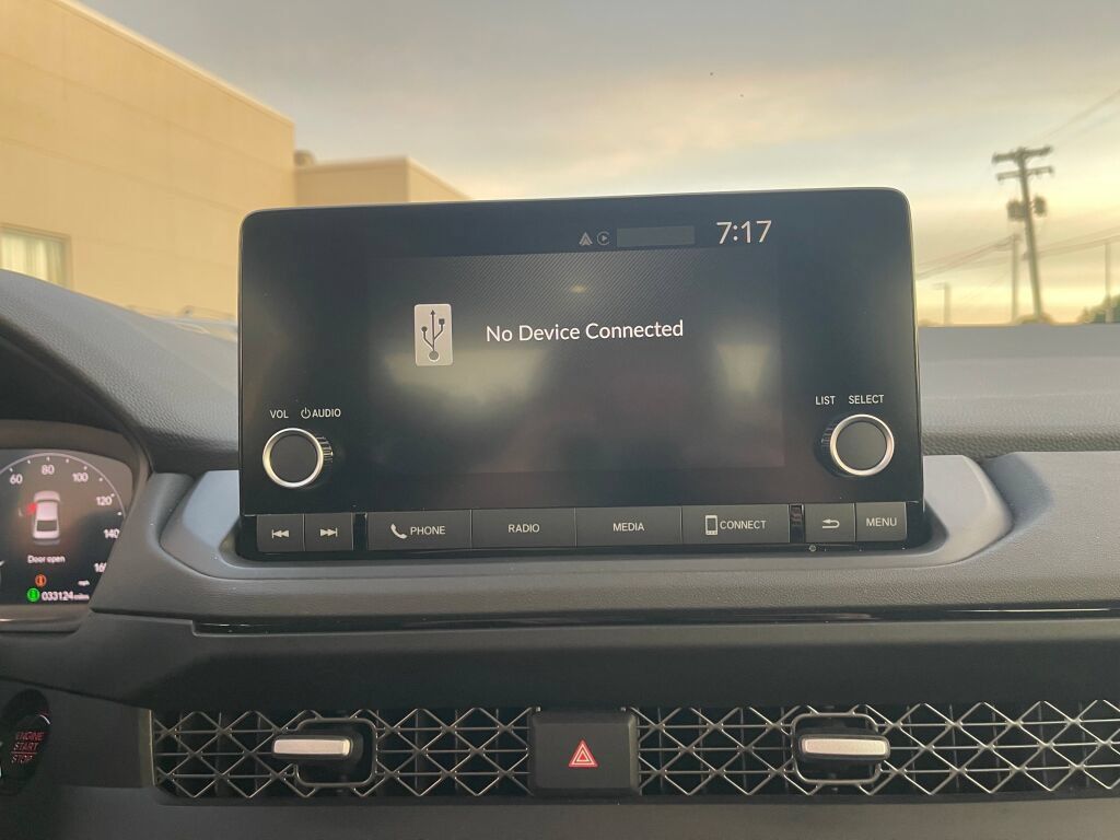 Used 2024 Honda Accord EX image 10