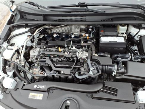 Used 2023 Toyota Corolla SE image 9