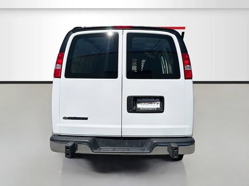 Used 2025 Chevrolet Express 2500 w/ Driver Convenience Package RWD image 6