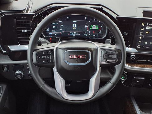 Used 2025 GMC Sierra 1500 Elevation image 19