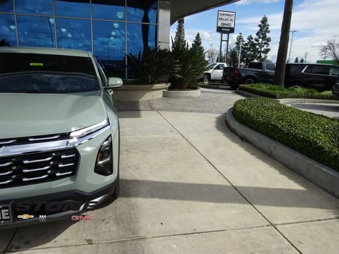 New 2026 Chevrolet Equinox LT w/ Convenience Package II image 31