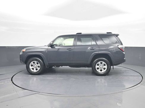 Used 2024 Toyota 4Runner SR5 image 5