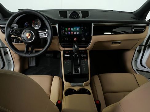 New 2026 Porsche Macan image 20