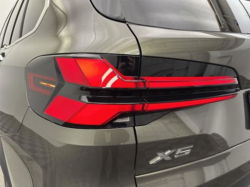 New 2026 BMW X5 xDrive40i image 19