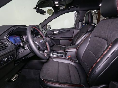 Used 2023 Ford Escape ST-Line w/ Tech Pack #1 image 39