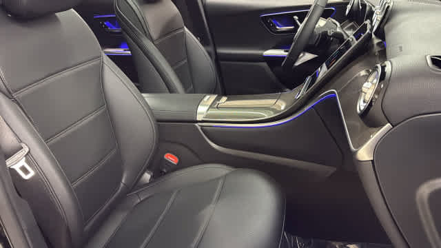 Certified 2026 Mercedes-Benz GLC 300 4MATIC image 32