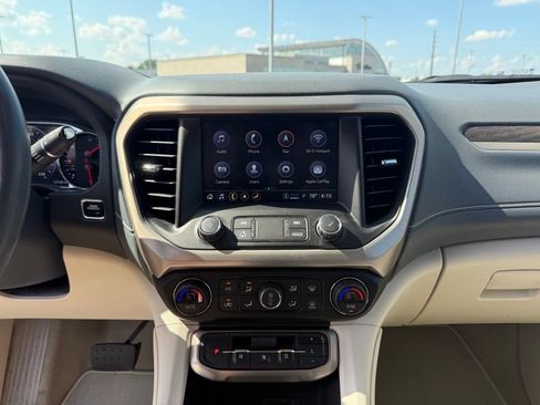 Used 2021 GMC Acadia Denali w/ Denali Technology Package FWD image 21
