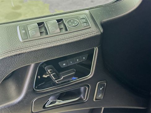 Used 2016 Mercedes-Benz G 550 image 18