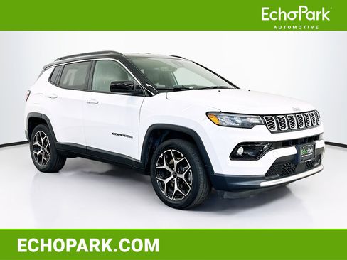 Used 2025 Jeep Compass Limited AWD/4WD image 1