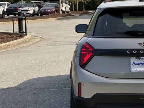 New 2026 MINI Cooper S FWD image 21