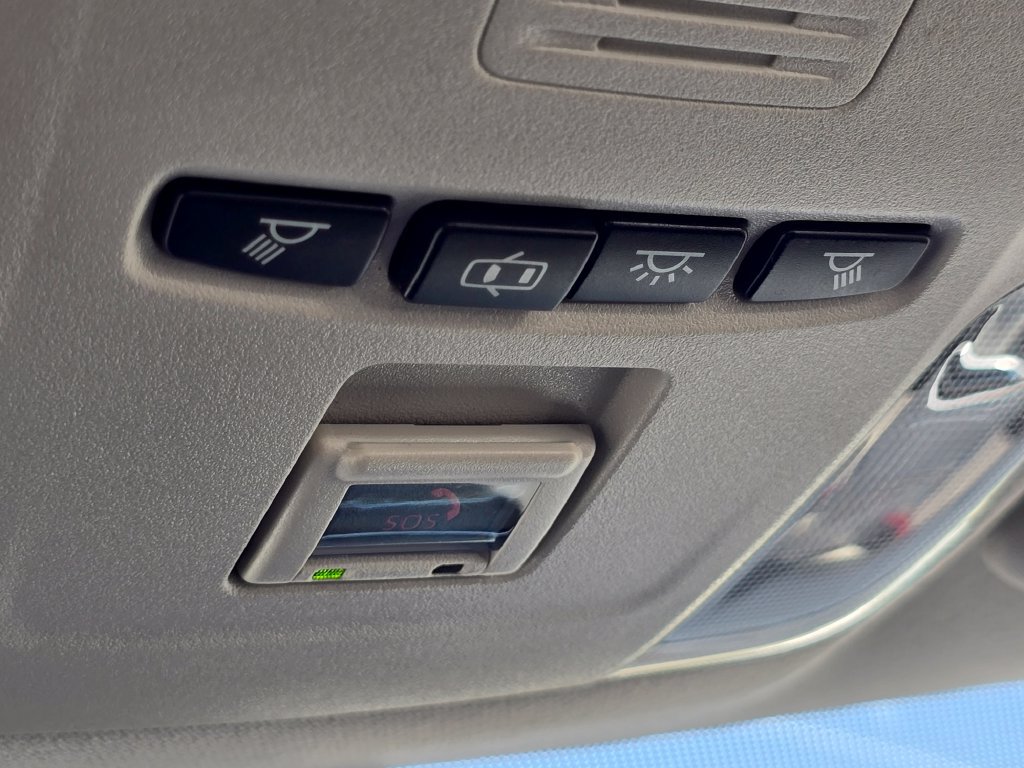 Certified 2022 Toyota Corolla LE w/ Carpet Mat Package (TMS) FWD image 30