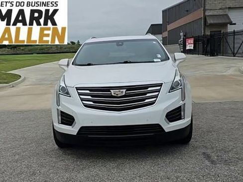Used 2019 Cadillac XT5 Luxury AWD/4WD image 3