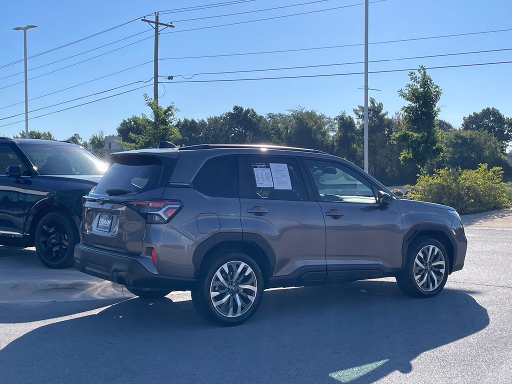 Used 2025 Subaru Forester Touring AWD/4WD image 8