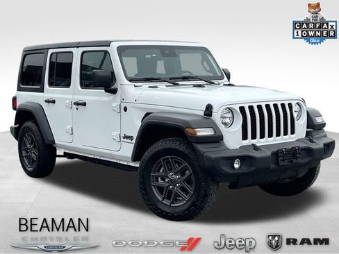 Used 2024 Jeep Wrangler Sport S image 1