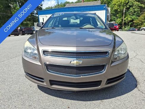 Used 2011 Chevrolet Malibu LS FWD image 4