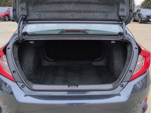 Certified 2018 Honda Civic EX image 24