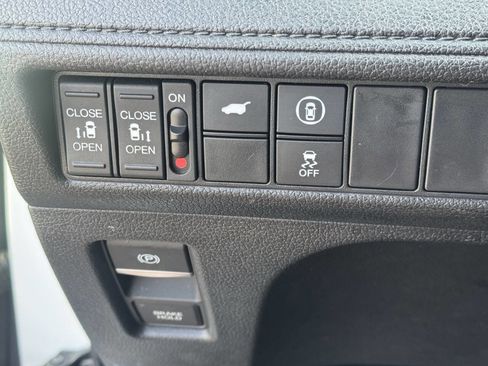 Used 2021 Honda Odyssey EX-L image 24