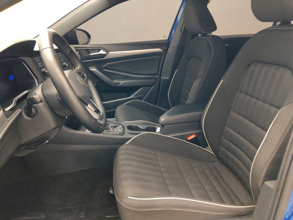 Used 2022 Volkswagen Jetta Sport FWD image 17