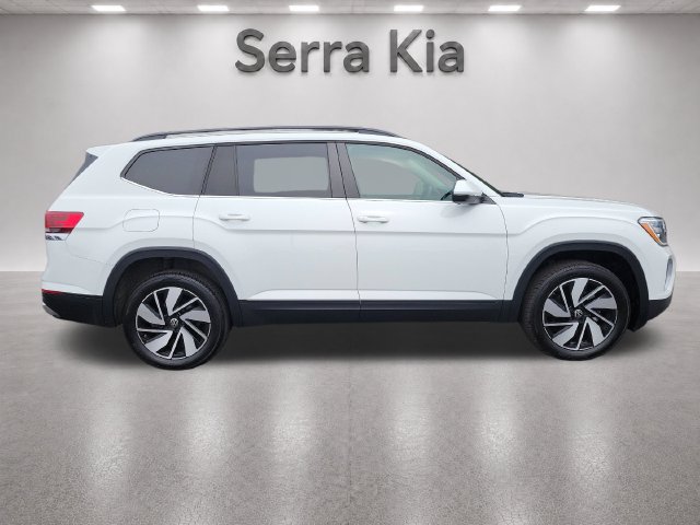 Used 2025 Volkswagen Atlas SE AWD/4WD image 6