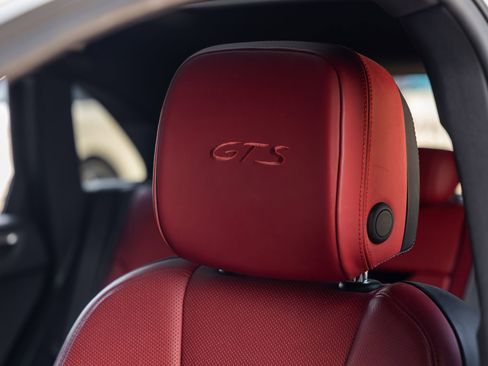 Certified 2017 Porsche Macan GTS image 32