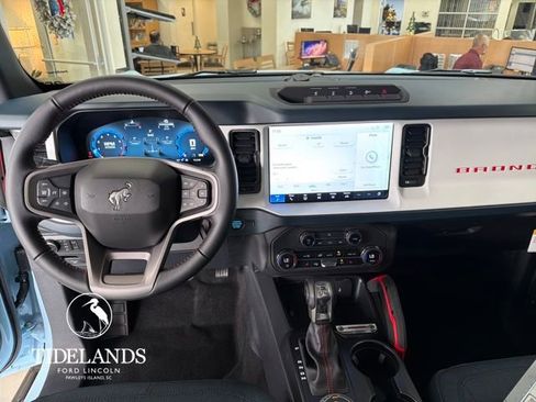 New 2025 Ford Bronco Heritage Edition image 15