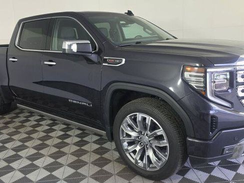 Used 2023 GMC Sierra 1500 Denali w/ Denali Reserve Package AWD/4WD image 5