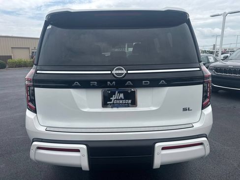 New 2026 Nissan Armada SL w/ Captain's Chari Seat Package AWD/4WD image 4