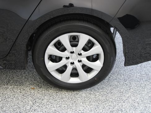 Used 2026 Toyota Corolla LE FWD image 10