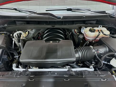Used 2024 GMC Yukon XL SLE AWD/4WD image 30