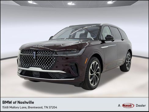 Used 2025 Lincoln Nautilus Reserve AWD/4WD image 1