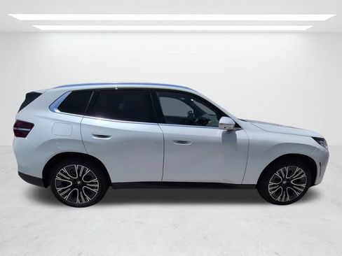New 2026 BMW X3 xDrive30i w/ Premium Package AWD/4WD image 3
