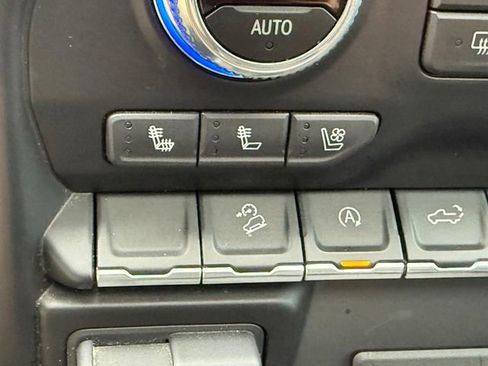 Used 2019 GMC Sierra 1500 SLT w/ SLT Premium Package image 26