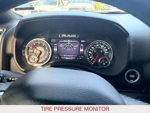 Certified 2019 RAM 1500 Big Horn AWD/4WD image 14